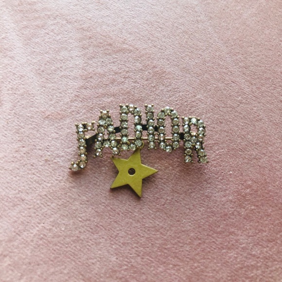 J’Adior Brooch 🌟SOLD🌟 - Picture 4 of 5